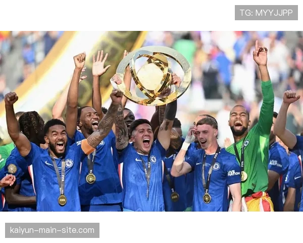 福法纳红牌成为比赛转折点 切尔西少打一人最终被逼平