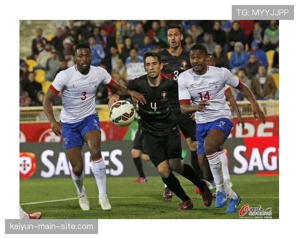 佛得角铁桶阵战术解析:5-4-1体系如何弥补天赋差距创造奇迹 佛得角铁桶阵战术解析:5-4-1体系如何弥补天赋差距创造奇迹